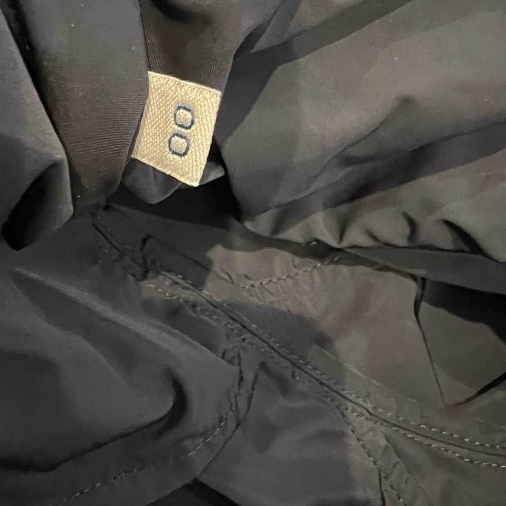 Arthemis Moncler rain jacket - Picture 10 of 13